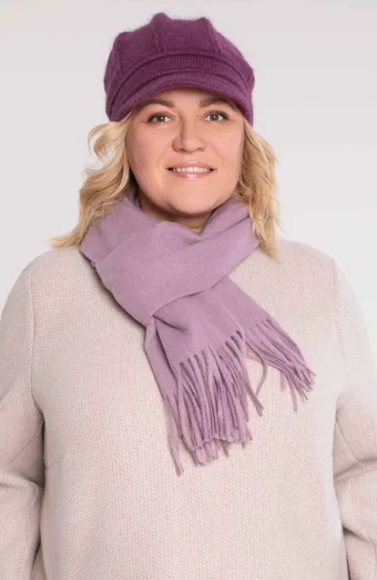 Tumši violeta beisbola cepure