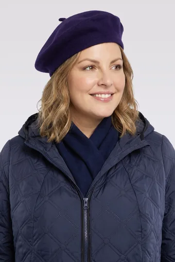 Tumši violeta berete